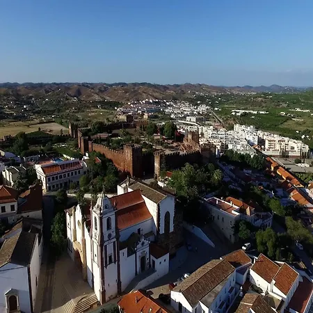 Charming 1-bed W A C, Wifi * Quarteira