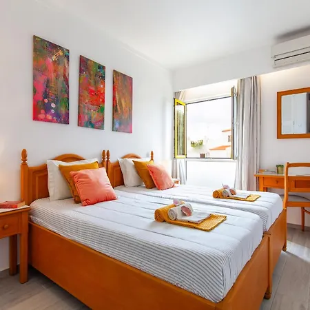 Charming 1-bed W A C, Wifi Apartament *